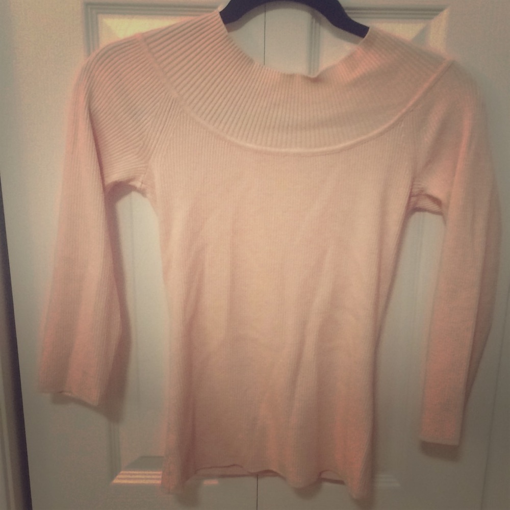 Tommy Hilfiger pink sweater with V back. NWT